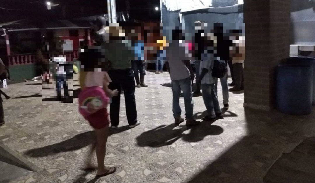 16 familias Desplazadas de Tarazá: Desplazamiento masivo de la vereda La Esperanza de Tarazá