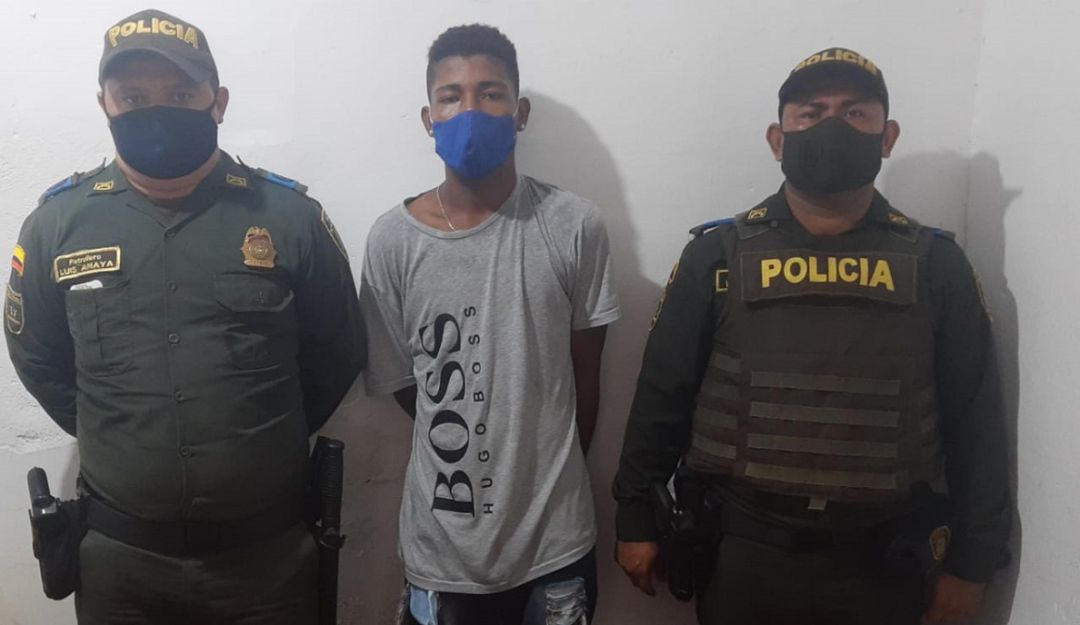 Captura de tres hombres armados en Cartagena: Policía captura a tres hombres armados en Cartagena