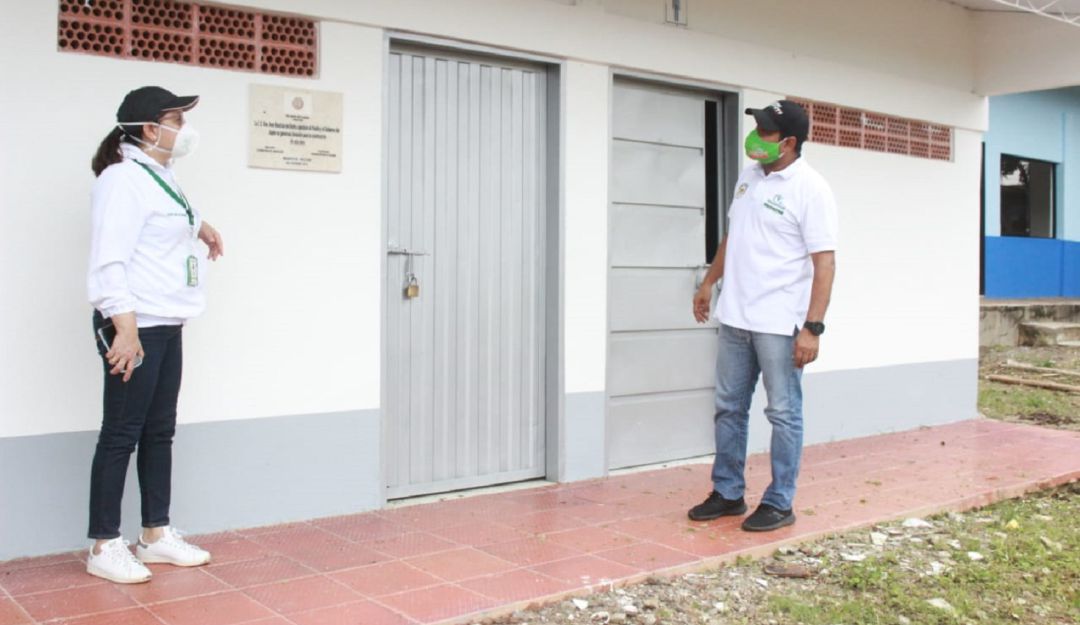 Obras en colegios de Magangué Bolívar: Entregan obras en colegio San Juan Bautista de El Retiro en Magangué