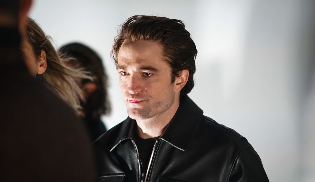 Famosos con COVID: Suspenden grabación de ‘The Batman’ porque Robert Pattinson tiene COVID-19