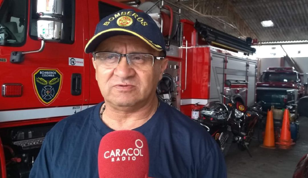 Capitán Óscar Fernando Mejía, comandante del Cuerpo Oficial de Bomberos de Caldas.
