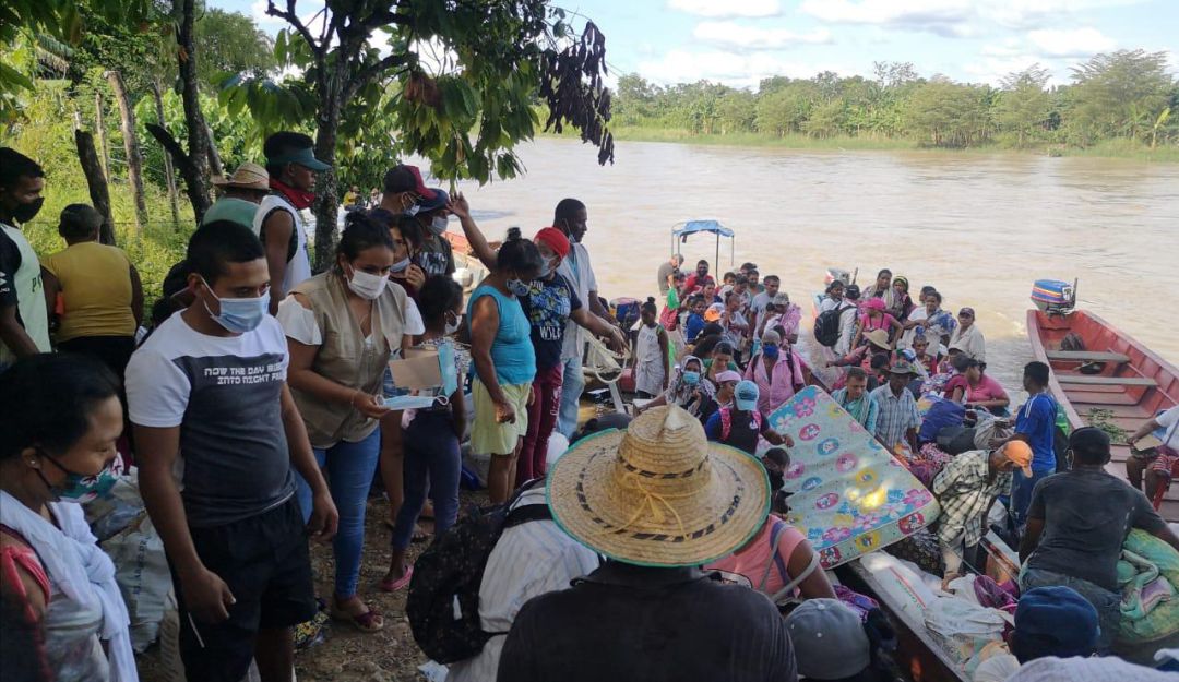 Desplazados, Antioquia, Bacrim: Aumenta a 701 los desplazados de la Isla Dulzura