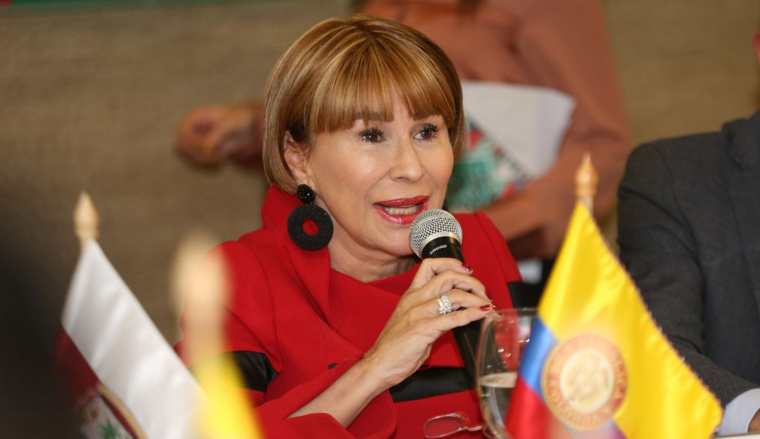 Alicia Arango: Gobierno no le aceptó la renuncia a Alicia Arango en el Mininterior