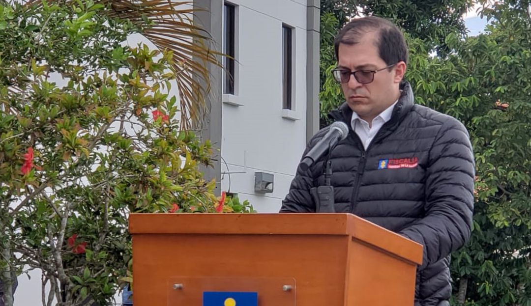 Fiscal impedido en el caso Uribe: Las razones del Fiscal para no declararse impedido en el caso Uribe