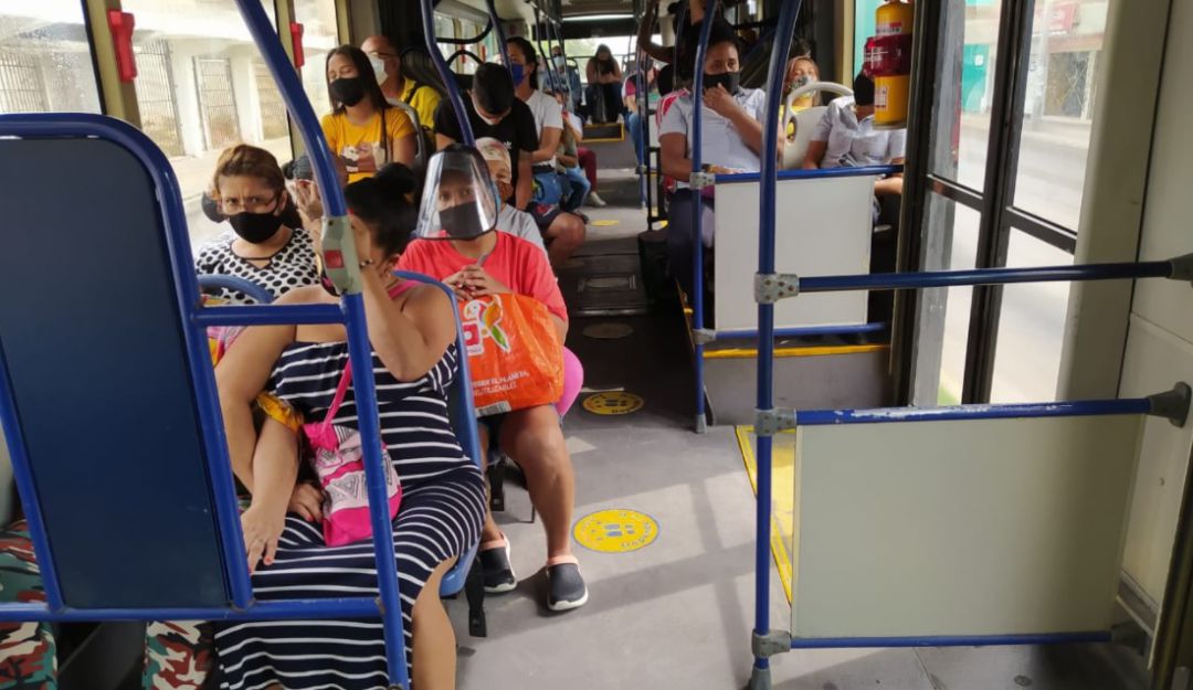 Aforo en Transmetro: Transmetro comenzó a operar con el 50% de aforo