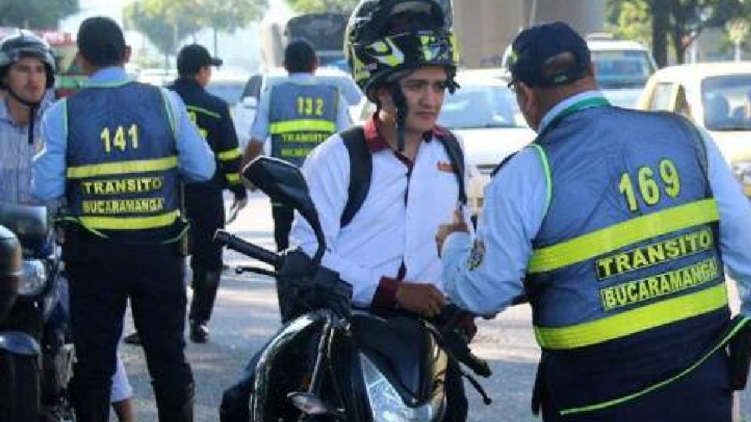 Más funcionarios de Tránsito tienen COVID-19