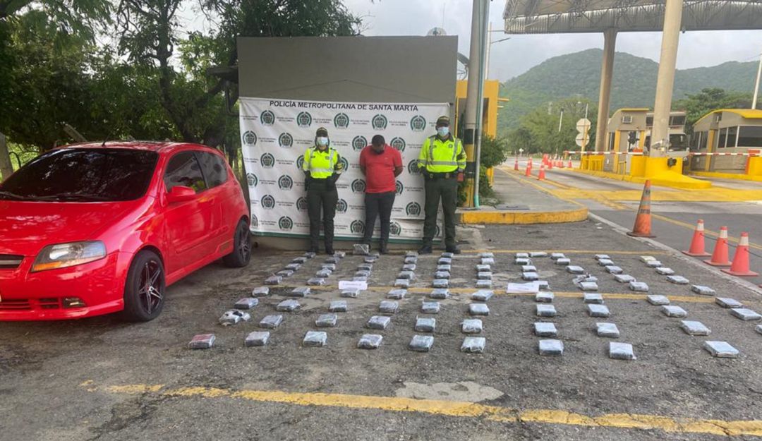 Decomisos de cocaína en Santa Marta: Agentes de tránsito han decomisado media tonelada de droga en Santa Marta