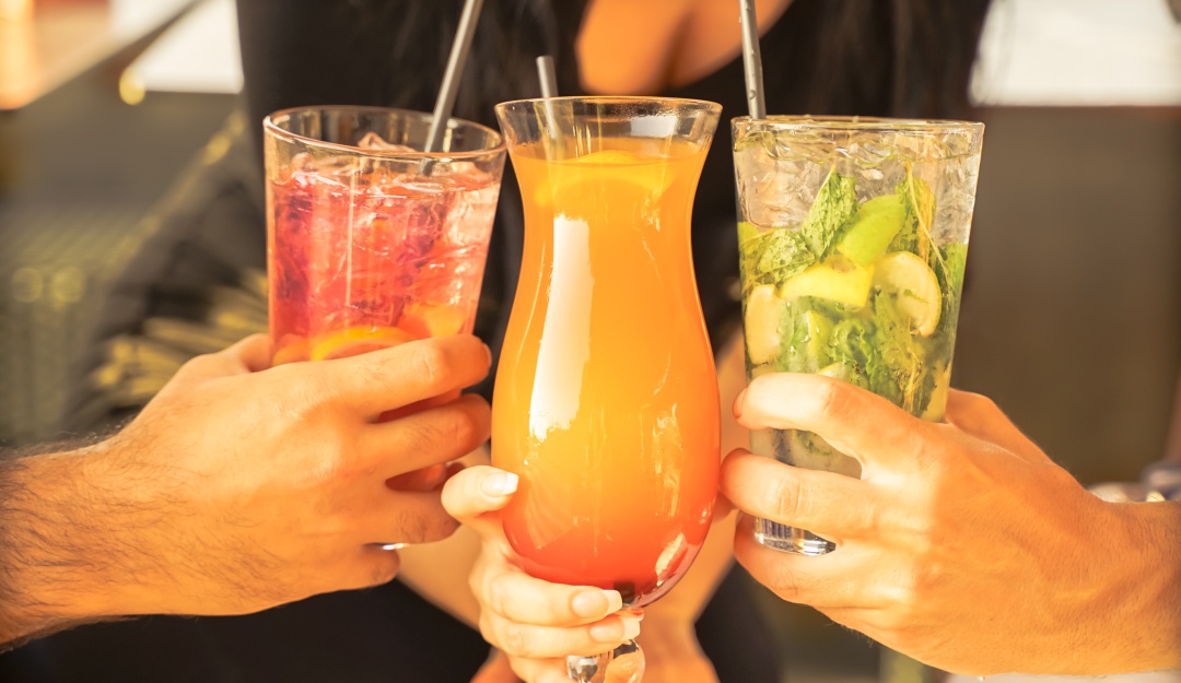 Consumo licor Colombia: Alcaldes deben fijar horarios para consumo de bebidas alcohólicas