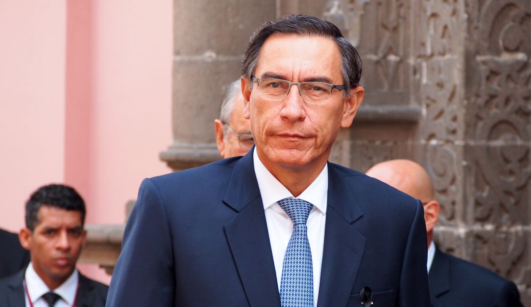 Denuncia a presidente de Perú por supuesto soborno: Denuncian a Martín Vizcarra por supuesto acto de corrupción