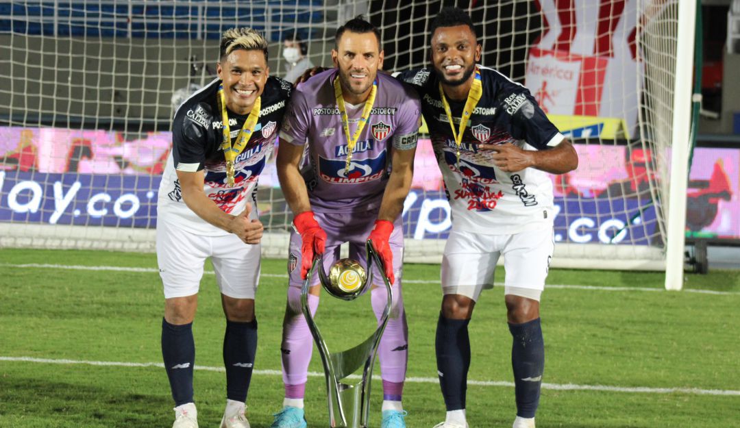 Junior América: Como si fuera Lewandowski: Así celebró Teo Gutiérrez el título de Superliga
