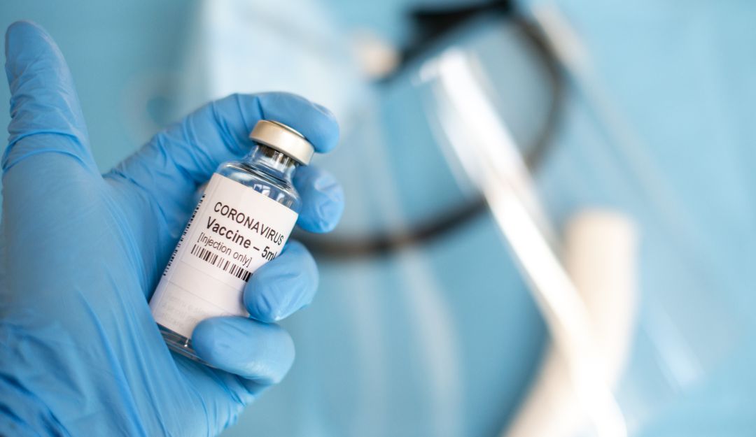 Vacuna COVID-19: Oxford y AstraZeneca retomarán ensayos de vacuna contra el COVID-19