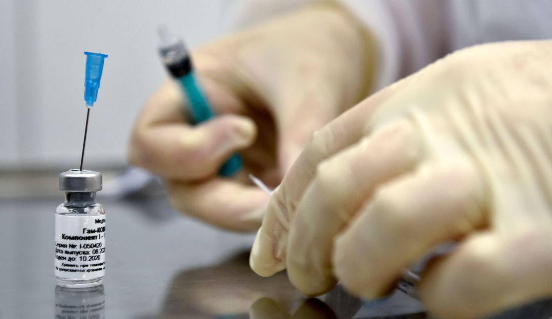 Coronavirus COVID-19: Sputnik V causó efectos secundarios en 14% de los voluntarios