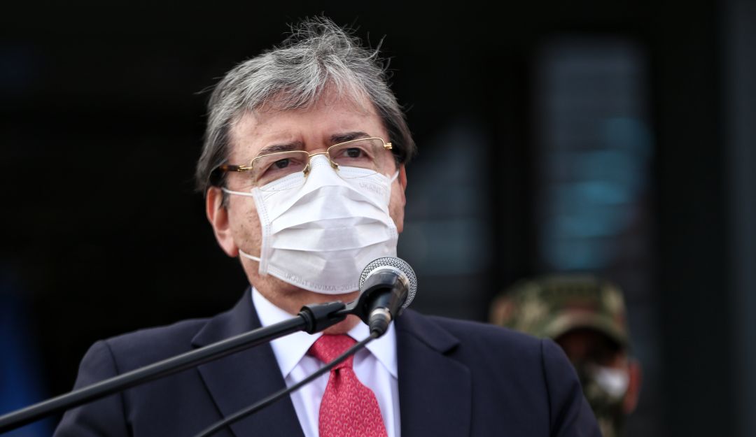 Carlos Holmes Trujillo: Críticas MinDefensa por inasistencia presencial a debate de abuso policial