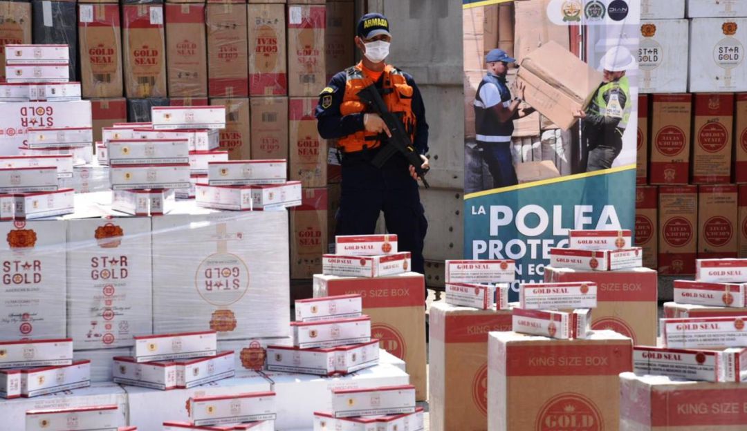 cajetillas de cigarrillos en Cartagena: Armada incauta dos millones de cajetillas de cigarrillos en Cartagena