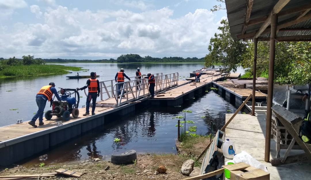 Listo el Muelle Flotante de la Ciénega de Palagua en Puerto Boyacá: Listo el Muelle Flotante de la Ciénega de Palagua en Puerto Boyacá