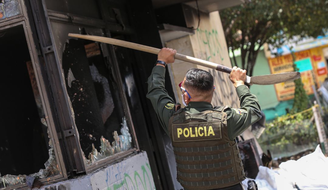 Disturbios en los CAI de Bogotá: La identidad de los presuntos coordinadores de ola de violencia en Bogotá