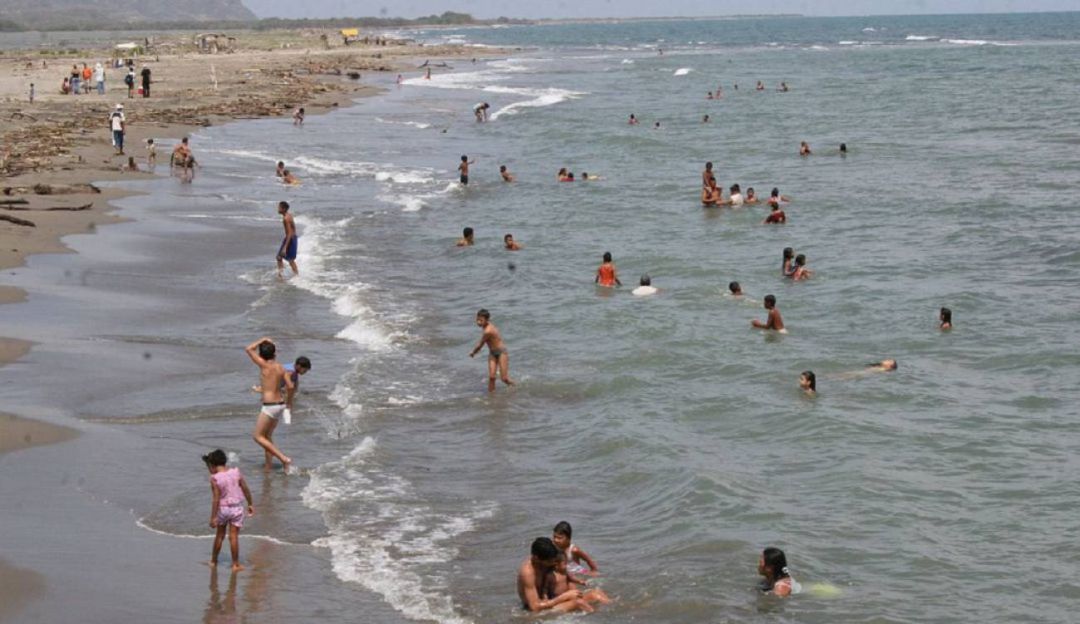 Reapertura de las playas en el Atlántcio: Apertura de playas comenzó con indisciplina de los bañistas