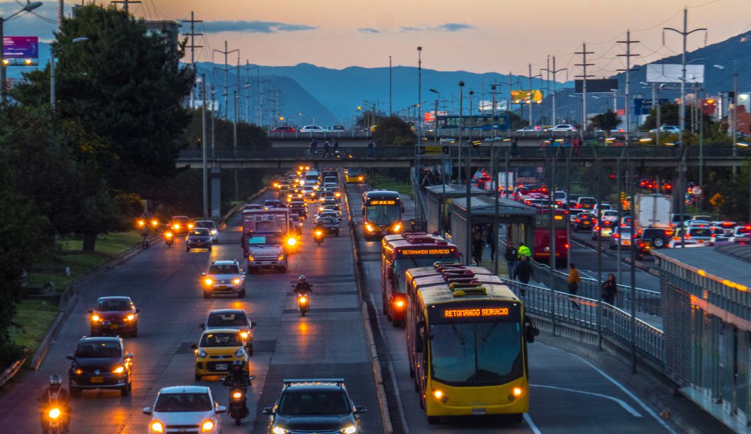 Restricciones Vehículos: Pico y placa en Bogotá: así puede quedar exento si comparte el carro