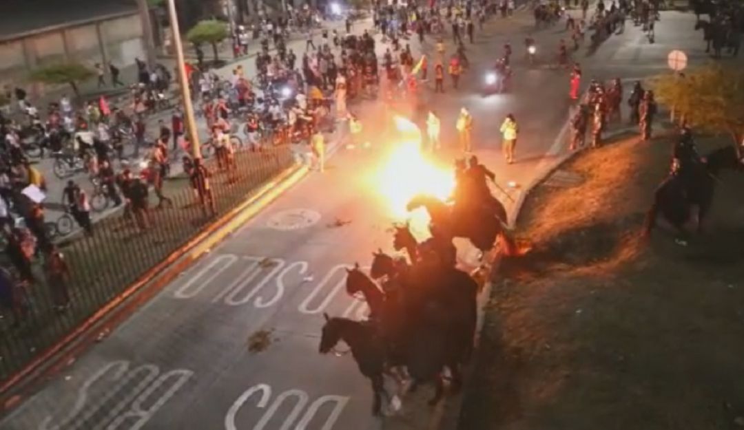 Daños en marcha en Cali: Jornada de protesta en la noche terminó con afectación del bien público