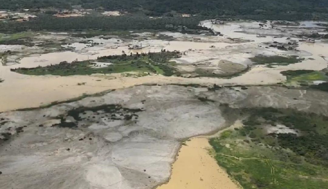 Destruyen maquinaria de minería ilegal en Cáceres: El Ejército intervino mina ilegal de "Los Caparros" en el Bajo Cauca
