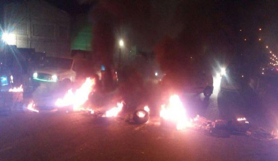 Crecen protesta contra Electricaribe por apagones: Con protestas usuarios despiden a Electricaribe por continuos apagones