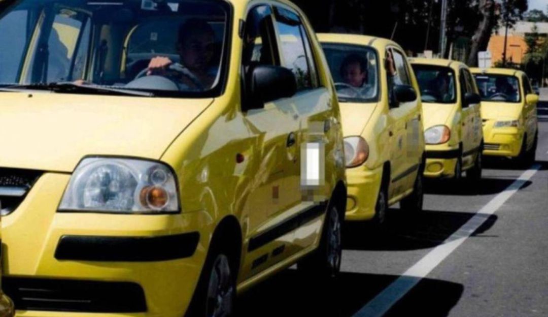 Denuncias de taxistas en Pereira: Taxistas de Pereira denuncian persecución por parte de 'piratas'