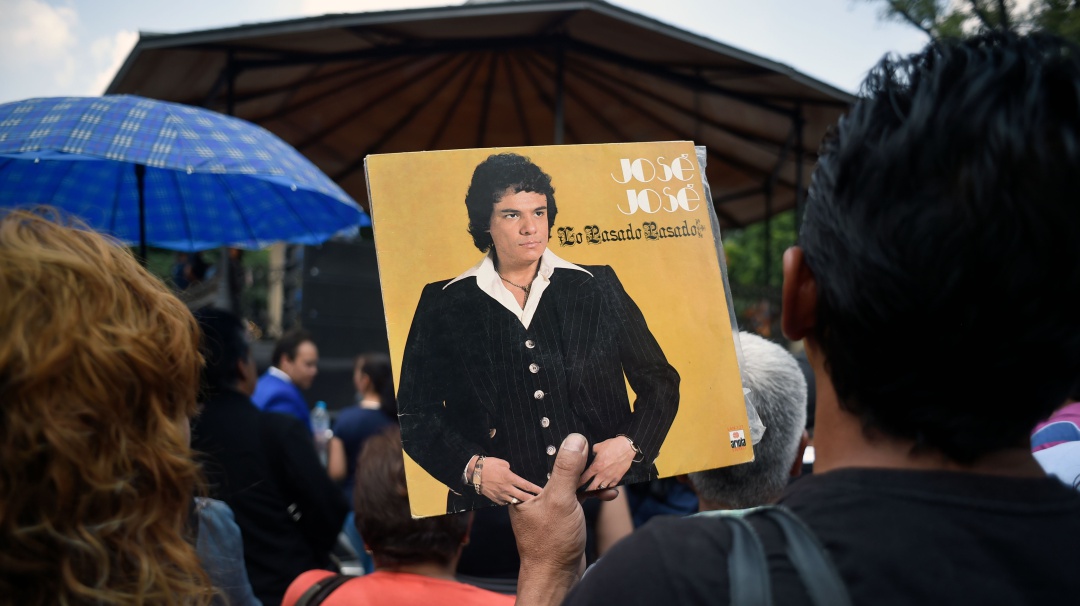 La Buena y La Mejor: José José