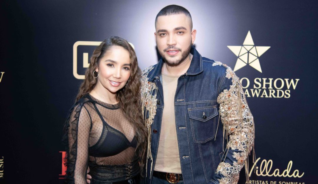 Paola Jara Latino Show Awards: Paola Jara: mejor artista popular femenina en los Latino Show Awards