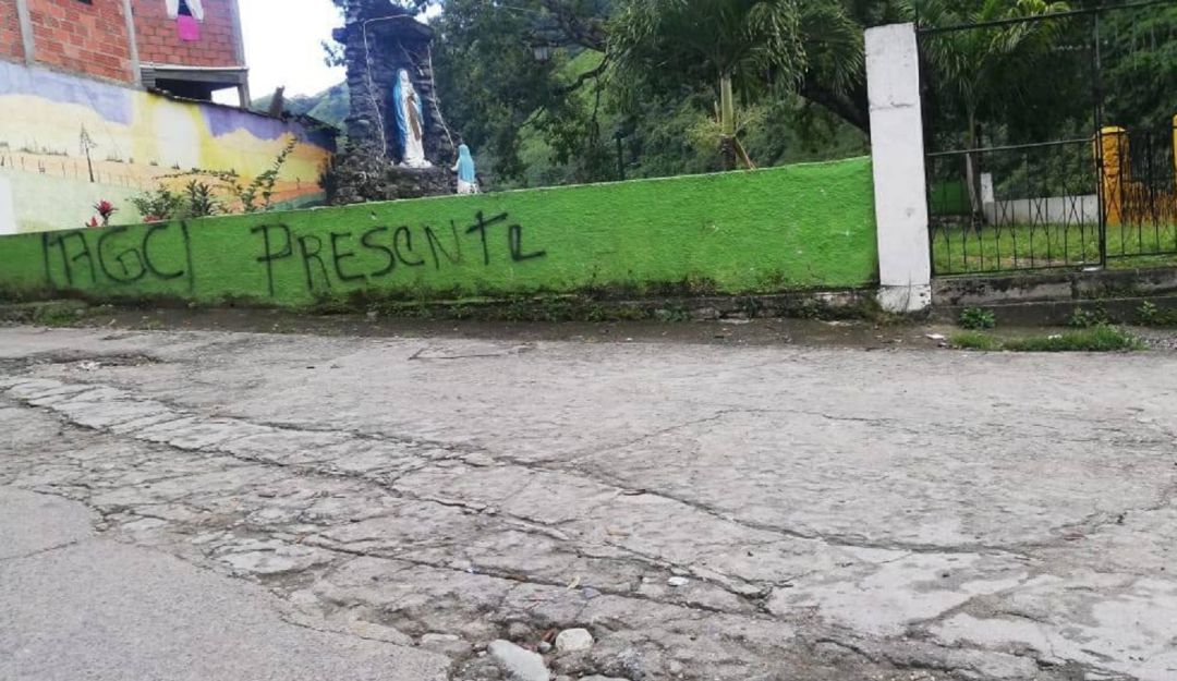 Con marcas de las autodefensas amanecieron varios municipios de Antioquia: Con marcas de las autodefensas amanecieron varios municipios de Antioquia