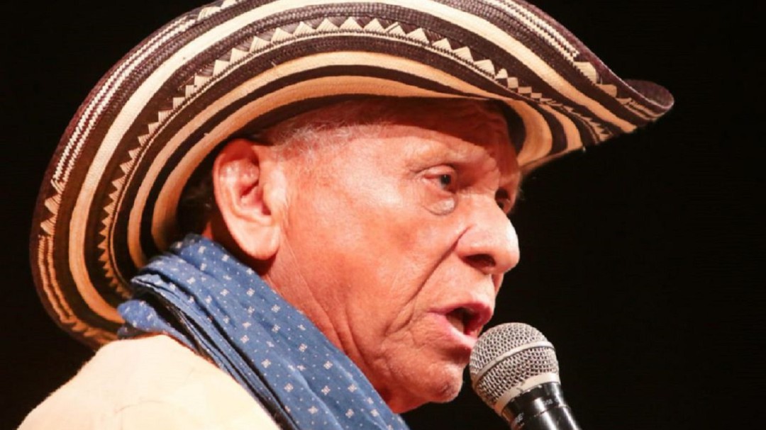 Adolfo Pacheco, un juglar con 50 años de trayectoria artística