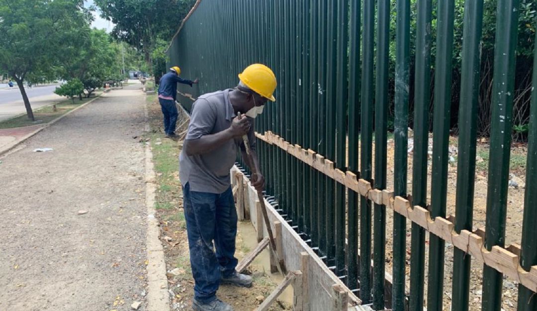 Obras de protección caño Bazurto en Cartagena: Obras de protección al manglar del Caño de Bazurto van en un 75%: Cardique