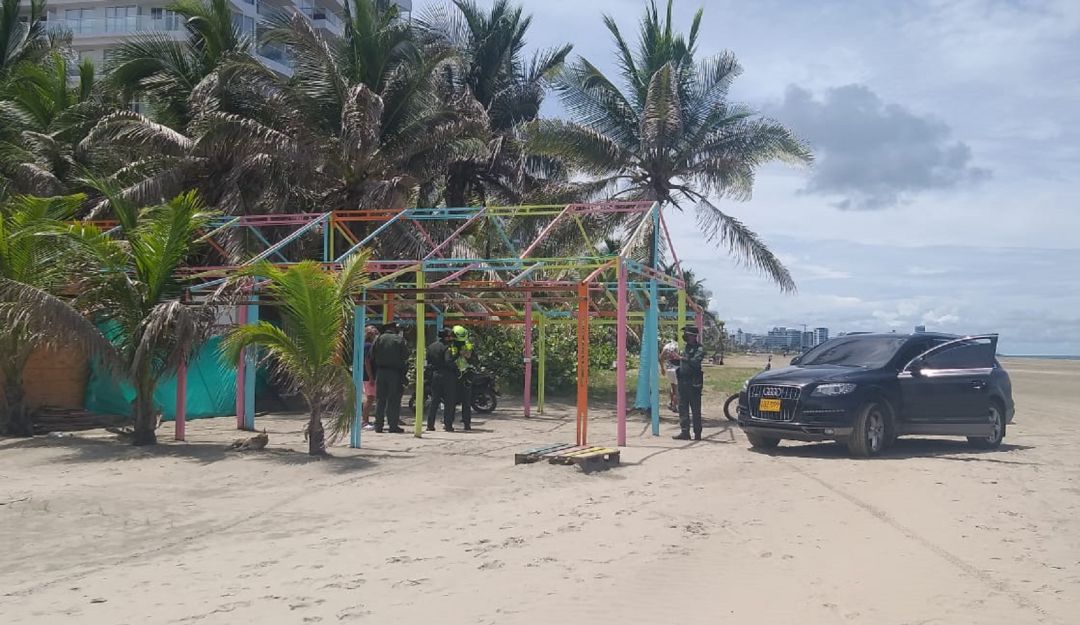 Construcción en zona de playas en Cartagena: Construcción en zona de playa continúa en Cartagena pese a no tener permiso