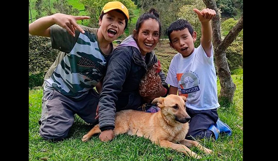 Youtubers campesinos: Envenenaron a “Luna”, la mascota de los youtubers campesinos