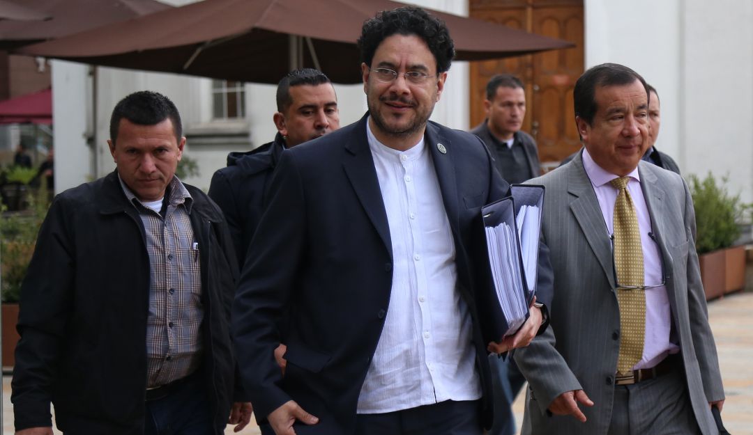 Bogotá. Octubre 4 de 2019. Iván Cepeda senador de la República se presentó ante la Corte Suprema de Justicia a rendir testimonio en el caso del senador Álvaro Uribe, investigado por soborno y fraude procesal.
