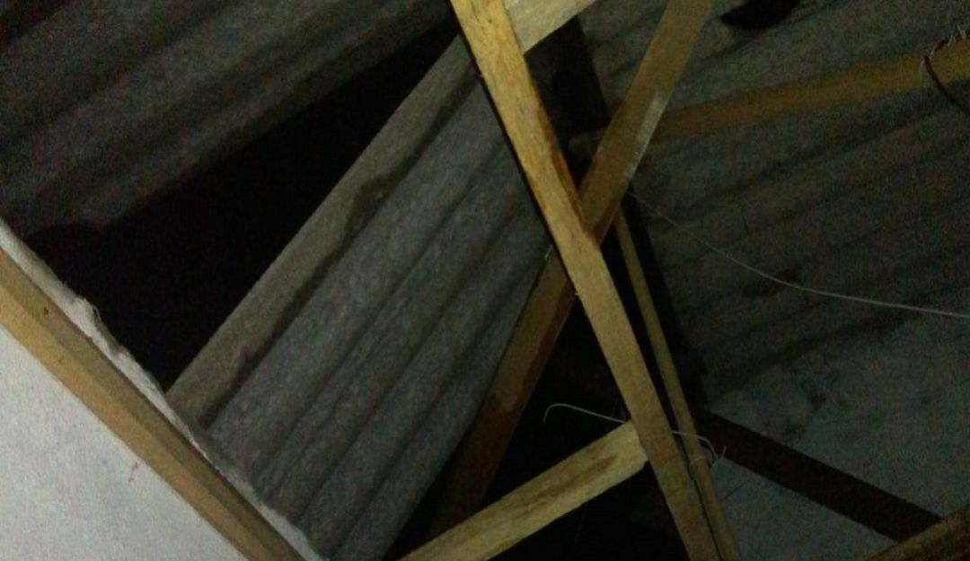 VENDAVAL AZOTÓ EL MUNICIPIO DE SANTO TOMAS, ATLANTICO: “Nos escondimos debajo de la cama cuando volaban los techos”: Damnificados