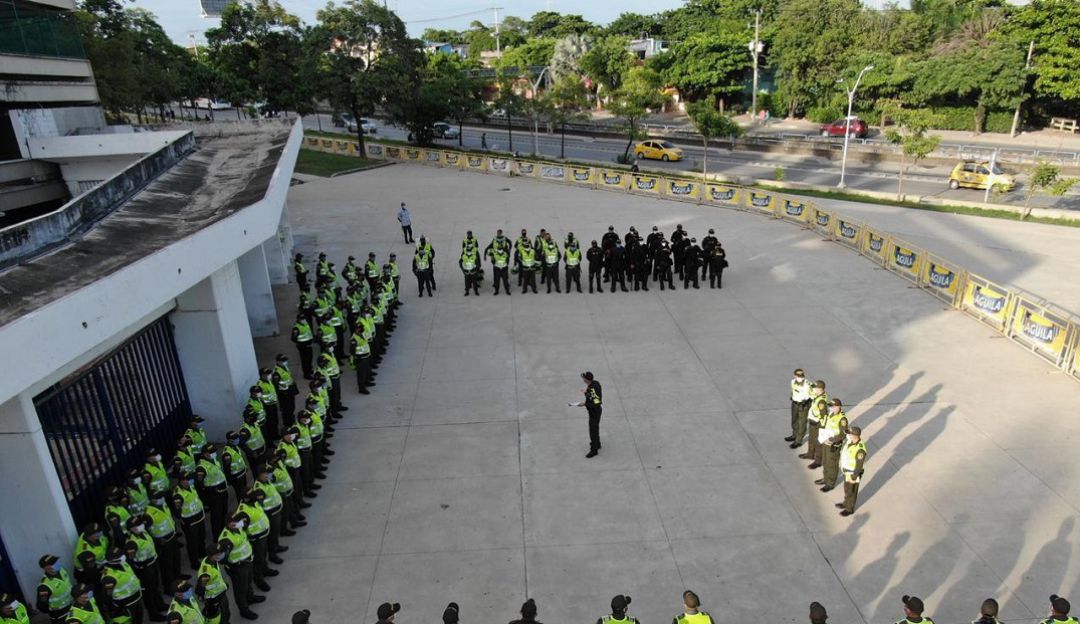 Más de mil policías garantizarán seguridad durante partido de Colombia