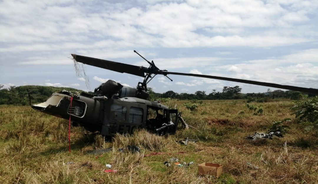 Helicóptero del Ejército aterrizó de emergencia en zona rural de Tarazá: Helicóptero del Ejército aterrizó de emergencia en zona rural de Tarazá