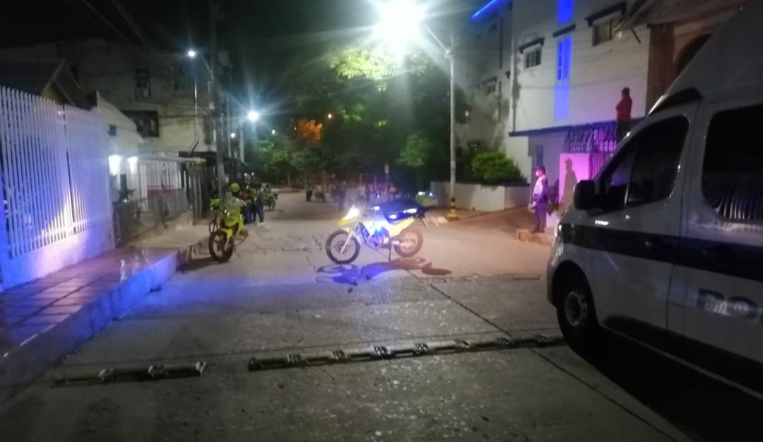 Seguridad Barranquilla: Lanzan granada contra dos policías en medio de persecución en Barranquilla
