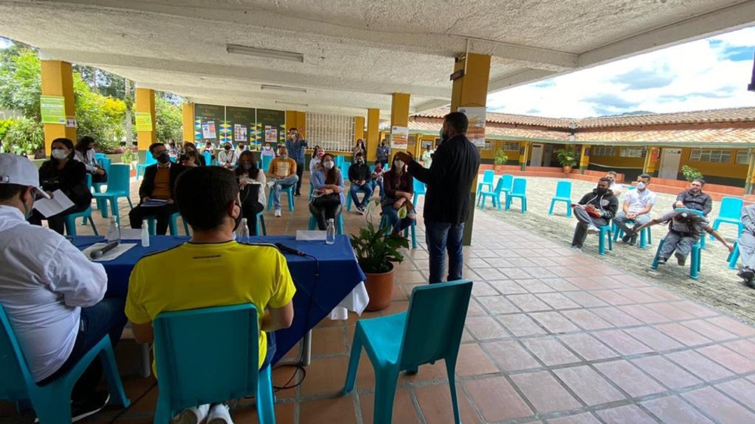 Rionegro ya cuenta con el primer colegio rural bilingüe en inglés del país