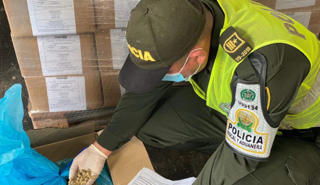 Concentrado para mascotas de contrabando en Cartagena: Incautan 14 mil kilos de concentrado para mascotas en Cartagena