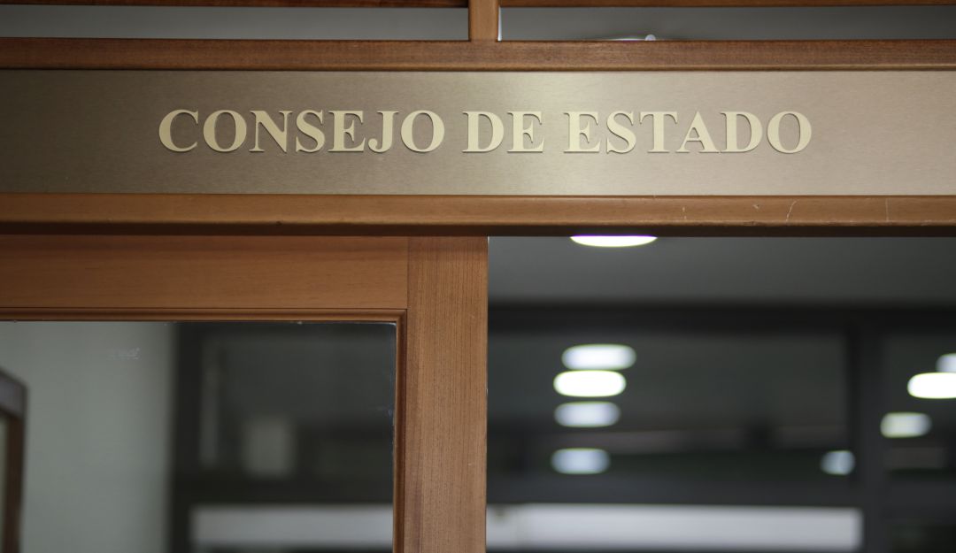 Consejo de Estado ordena a Fiscalía indemnizar a hombre inocente