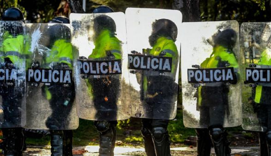 La Dirección de la Policía Nacional señaló que impugnará la decisión.: Policía Nacional impugnará fallo que prohíbe la utilización de armas taser
