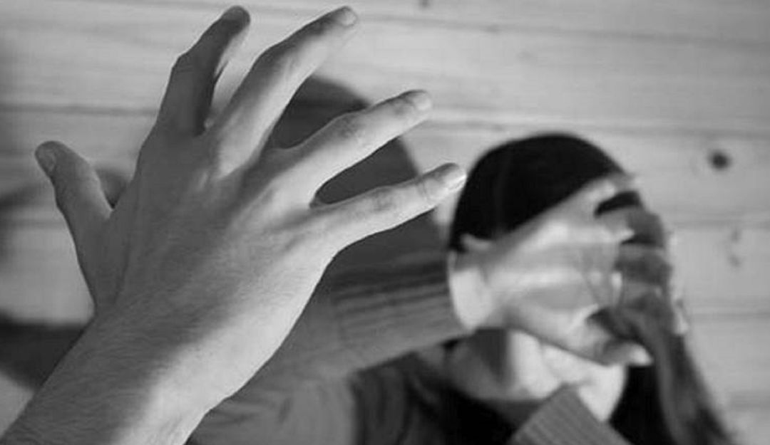 Mujer denuncia negligencia de las autoridades ante violencia intrafamiliar: En 2021 atenderán a mujer que denunció a su esposo por una golpiza