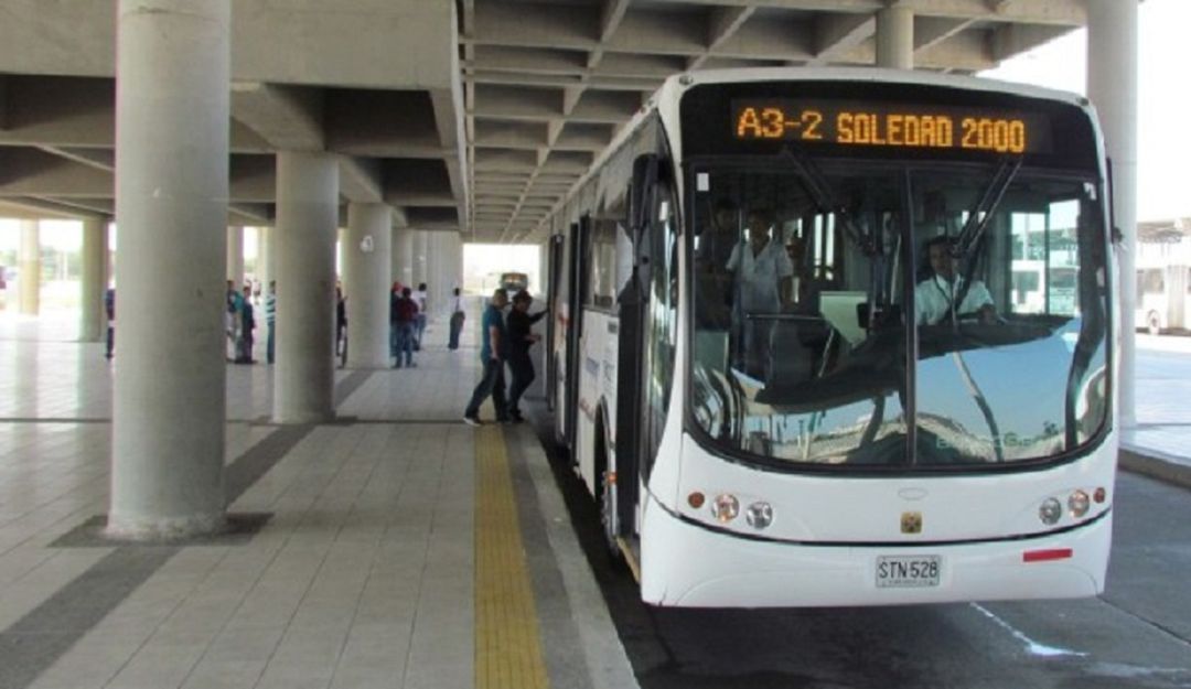 Transmetro: Conductor de Transmetro habría empujado a mujer discapacitada
