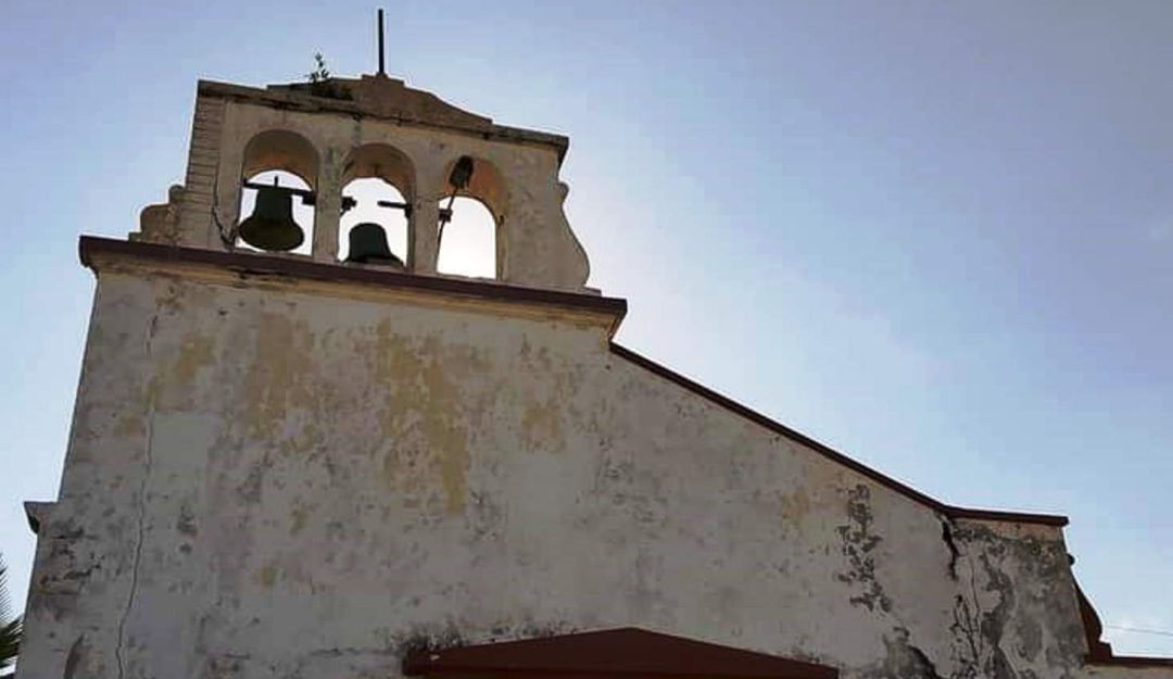 campana Galerazamba: Una de las campanas de la parroquia de Galerazamba casi causa tragedia