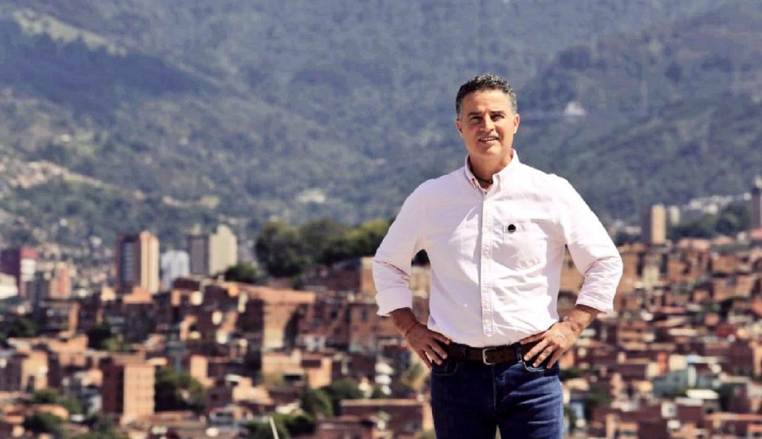 Respuesta del gobernador Aníbal Gaviria por su libertad: "Cesó la horrible noche la LIBERTAD sublime": Aníbal Gaviria