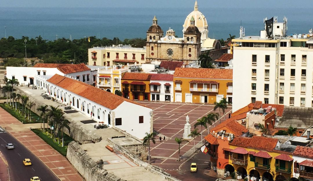 vigilante del mercado de Santa Rita: Denuncian no pago de horas extras a vigilante del mercado de Santa Rita
