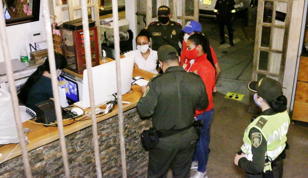 Centro Histórico de Cartagena: Cierran tres establecimientos en el Centro Histórico de Cartagena