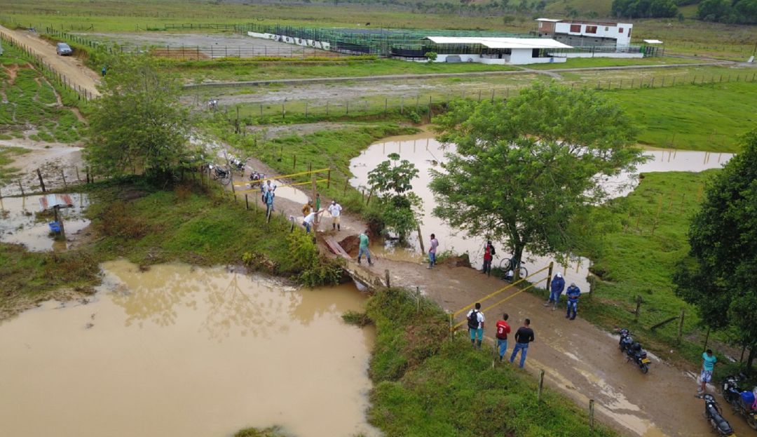 Inundaciones en el nordeste por lluvias: 22 veredas en Vegachí y Yalí incomunicadas por el colapso de un puente