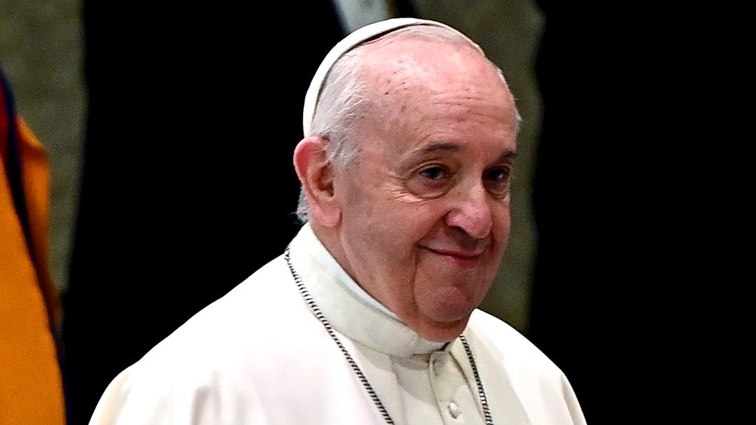 Papa Francisco pide leyes para uniones civiles de parejas del mismo sexo